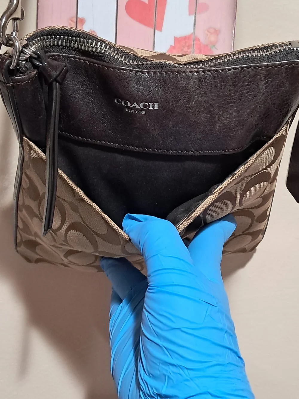 Coach ​authentic signature